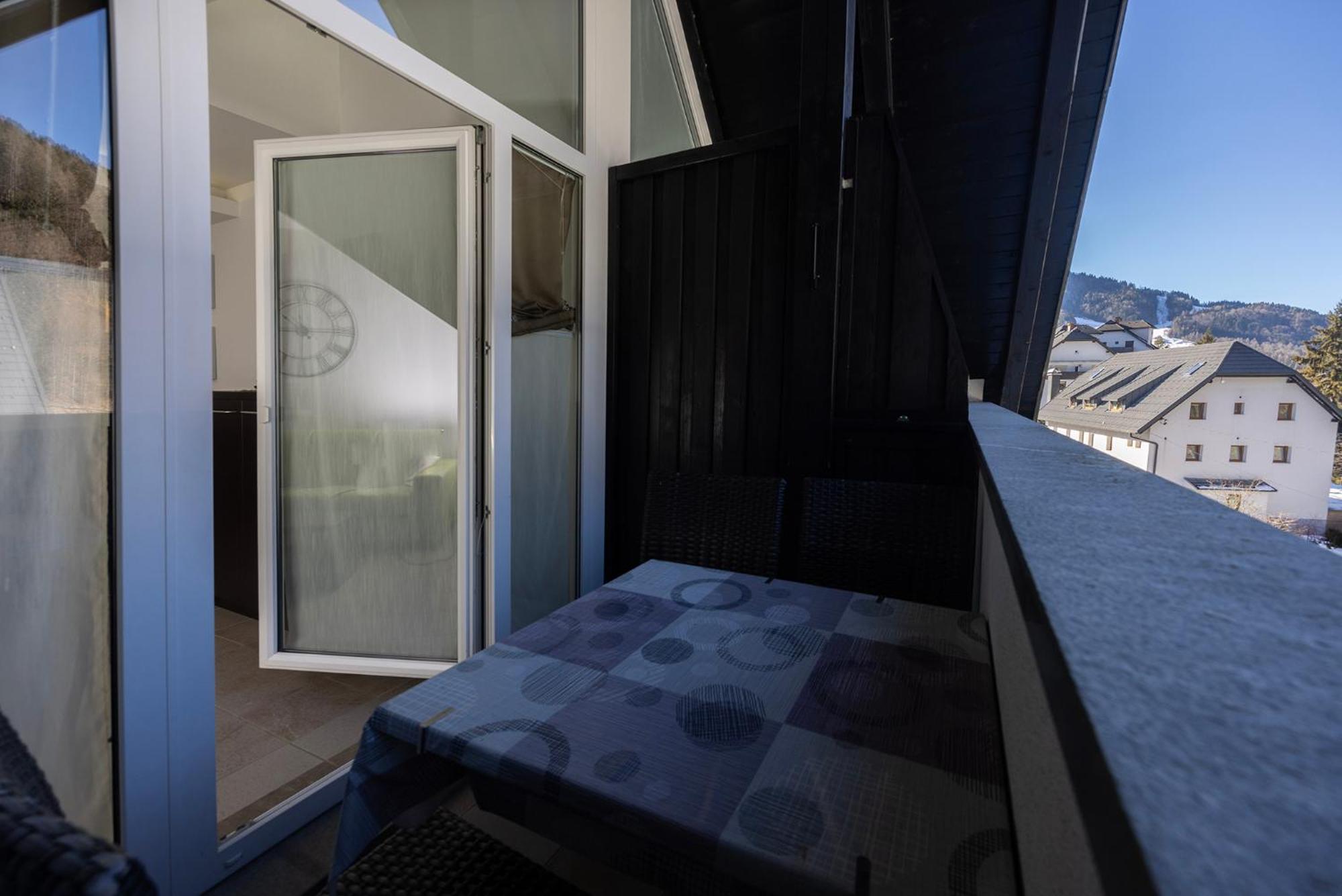 Apartments Trio Kranjska Gora Εξωτερικό φωτογραφία
